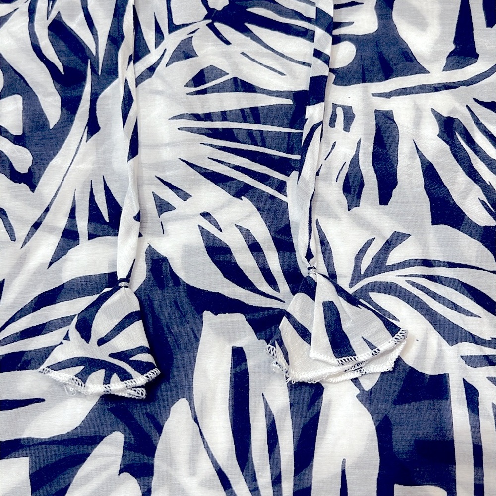 Tommy Bahama All My Fronds Top 3/4 Sleeve - Picture 13 of 14